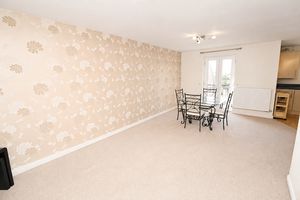 Lounge/Diner- click for photo gallery